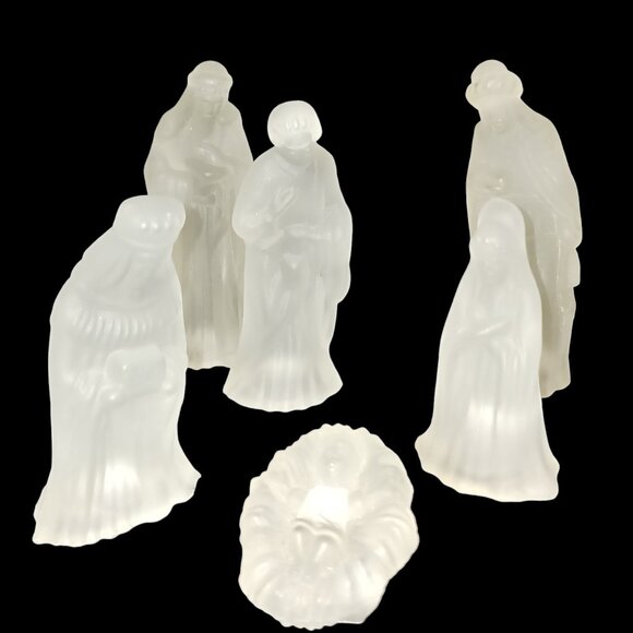 Vintage Frosted Satin Glass Nativity Set 6 Piece Mid Century Christmas Decor - Picture 3 of 13